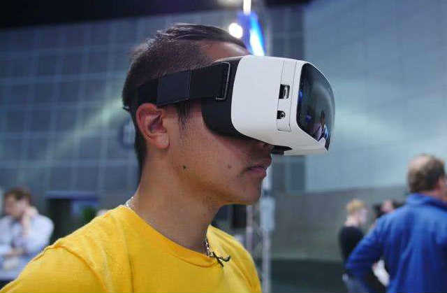 万至达VR眼镜瞳孔间距调理机电处理计划